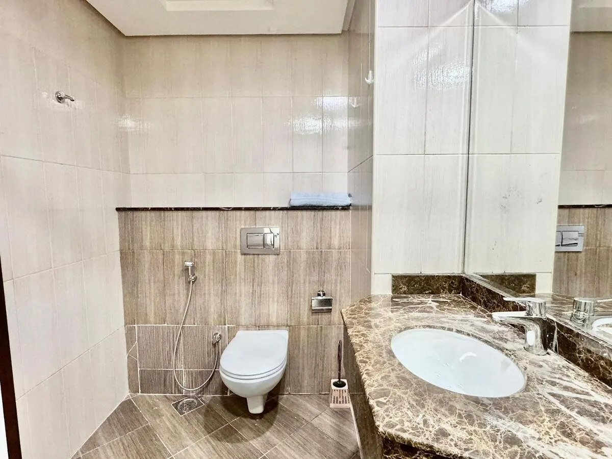 Homes2Retreat - Very Spacious Studio In The Heart Of Jvc Dubai Förenade Arabemiraten